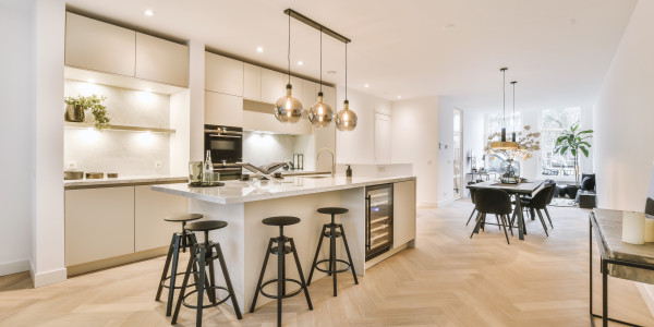 Comprar / Vender Apartamentos y Lofts en Alcalá de Henares · con Cocinas y Baños de Diseño