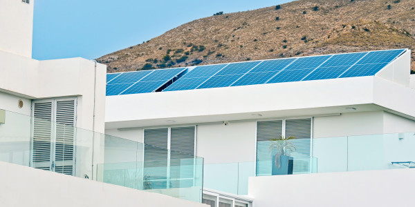 Comprar / Vender Pisos y Plantas Bajas en Alcalá de Henares · con Placas Solares