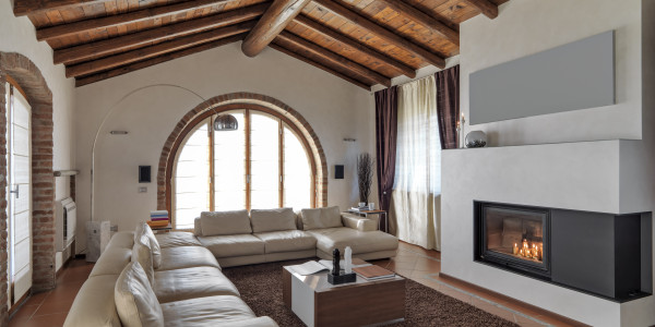Compraventa de Inmuebles en Alcalá de Henares · Casas de Montaña