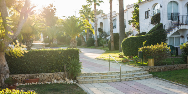 Compraventa de Inmuebles en Alcalá de Henares · Villas